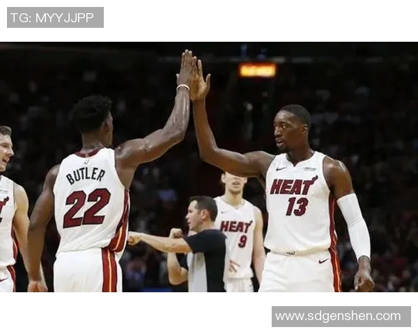 湖人对阵热火G4精彩回顾与赛后分析全景呈现