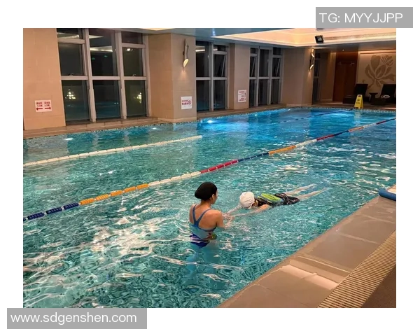 蛙泳技巧全面解析与训练方法 提升游泳效率与速度的关键要点